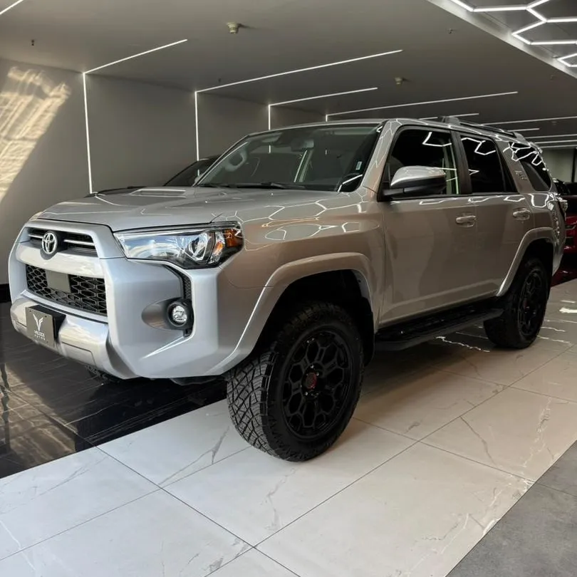 Toyota 4Runner TRD Off Road 2024 Plateado Caracas