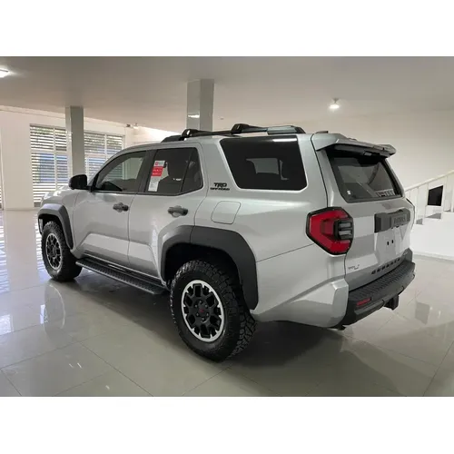 Toyota 4Runner TRD Off Road 2025 Plateado Maracaibo