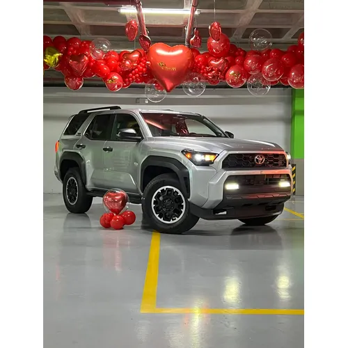 Toyota 4Runner TRD Off Road 2025 Plateado Caracas