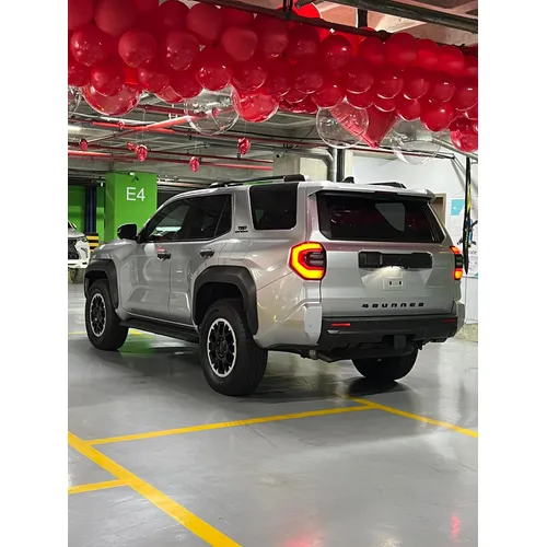 Toyota 4Runner TRD Off Road 2025 Plateado Caracas