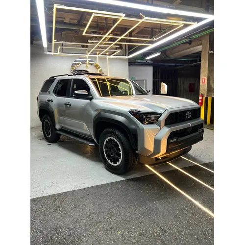 Toyota 4Runner TRD Off Road 2025 Plateado Caracas