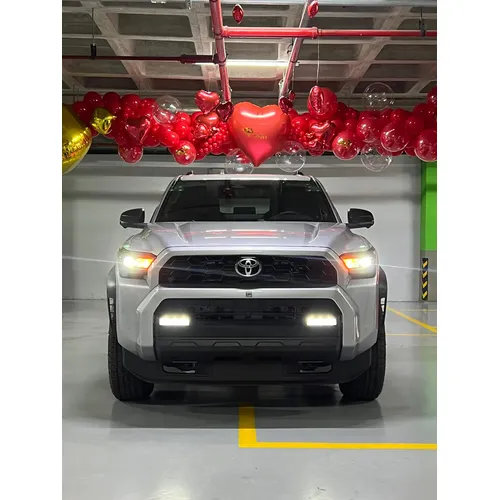 Toyota 4Runner TRD Off Road 2025 Plateado Caracas
