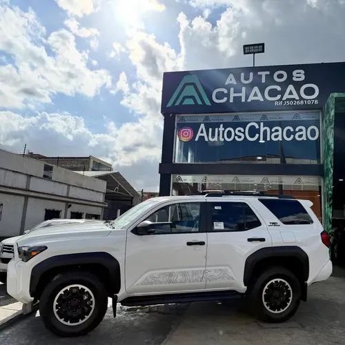 Toyota 4Runner TRD Off Road 2025 Blanco Caracas