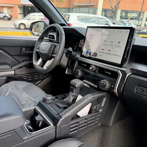 Toyota 4Runner TRD Off Road 2025 Blanco Caracas