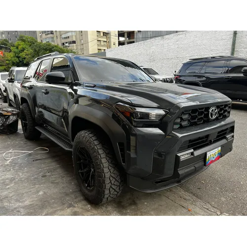 Toyota 4Runner TRD Off Road 2025 Negro Caracas