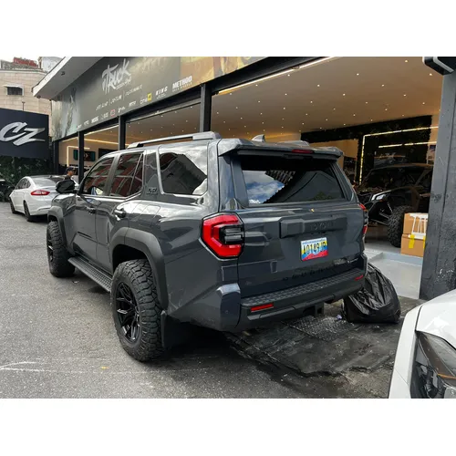Toyota 4Runner TRD Off Road 2025 Negro Caracas