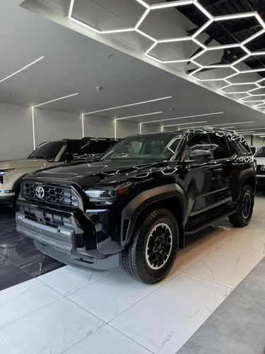 Toyota 4runner Trd Off Road Premium 2025 Negro Caracas