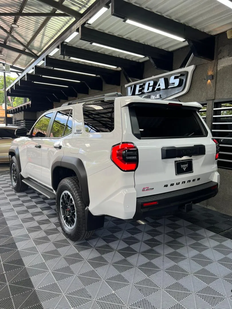 Toyota 4runner Trd Off Road Premium 2025 Blanco Barquisimeto