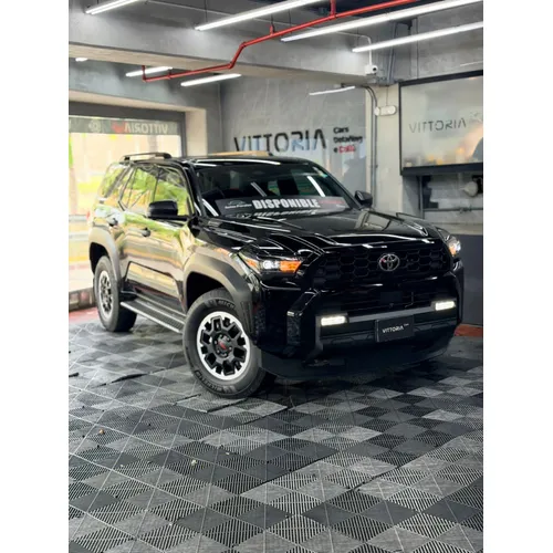 Toyota 4runner Trd Off Road Premium 2025 Negro Caracas