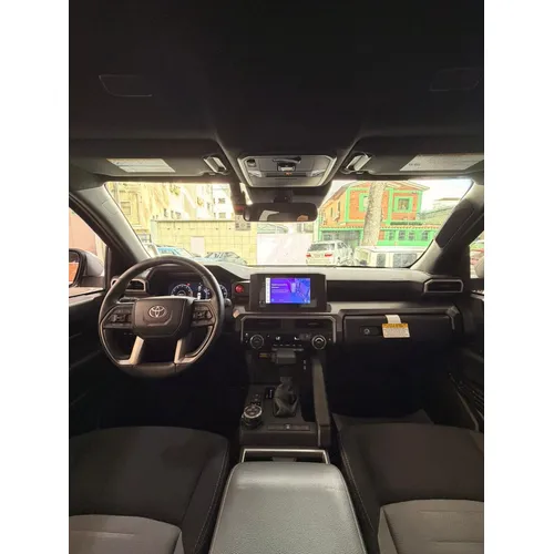 Toyota 4Runner TRD Off Road 2025 Plateado Caracas