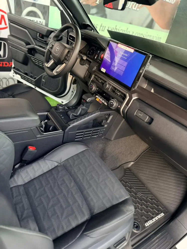 Toyota 4runner Trd Off Road Premium 2025 Blanco Caracas