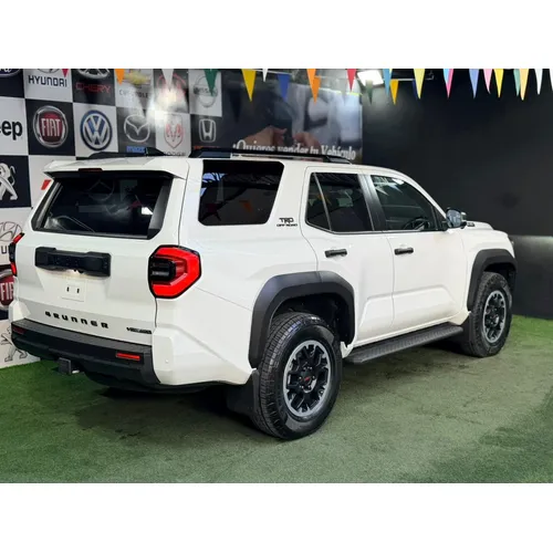 Toyota 4runner Trd Off Road Premium 2025 Blanco Caracas