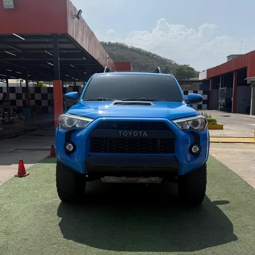 Toyota 4Runner TRD PRO 2019 Azul Lechería