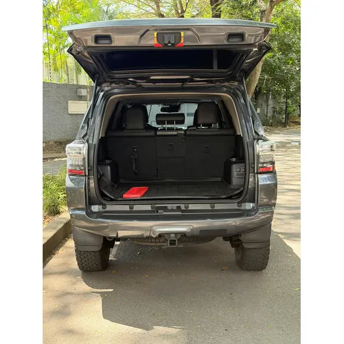 Toyota 4Runner TRD Pro 2022 Gris Caracas
