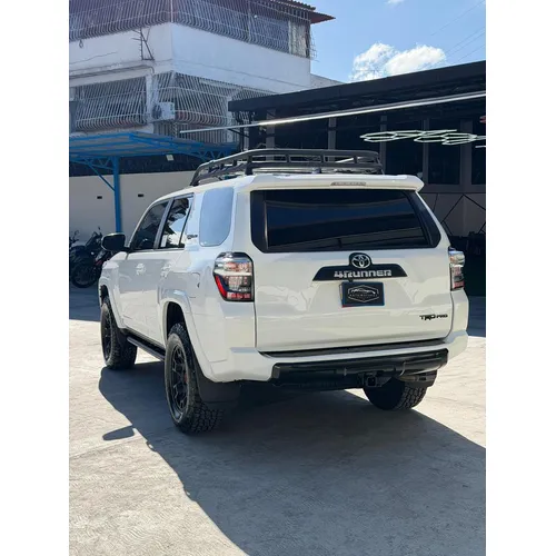 Toyota 4Runner TRD Pro 2022 Blanco Caracas