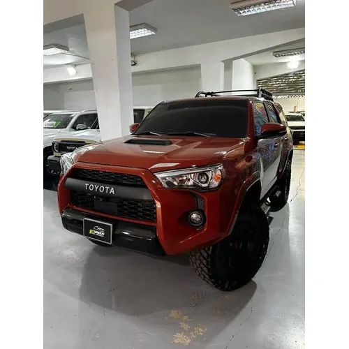 Toyota 4Runner TRD PRO 2024 Naranja Caracas