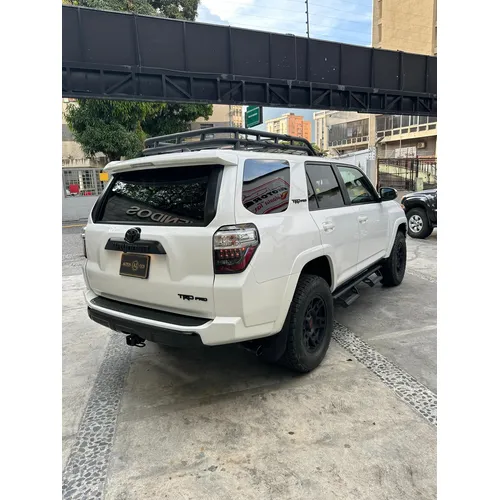 Toyota 4Runner TRD PRO 2024 Blanco Caracas
