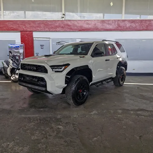Toyota 4Runner TRD PRO 2025 Blanco Caracas