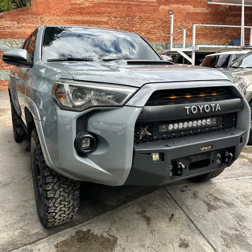 Toyota 4Runner TRD Pro 2017 Gris Caracas