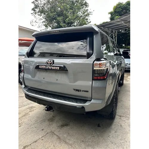 Toyota 4Runner TRD Pro 2017 Gris Caracas