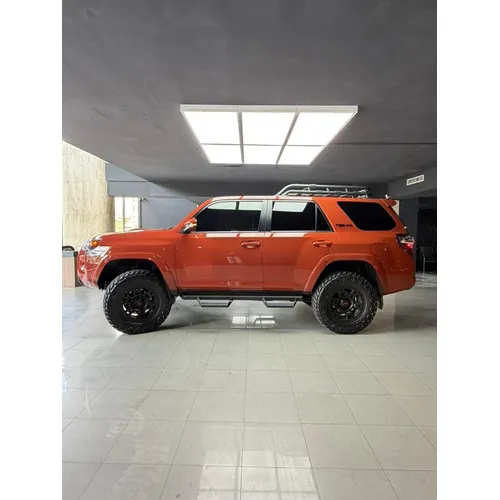 Toyota 4Runner 2024 Naranja Caracas