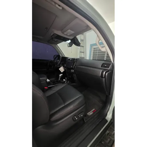 Toyota 4Runner TRD PRO 2023 Gris Lechería