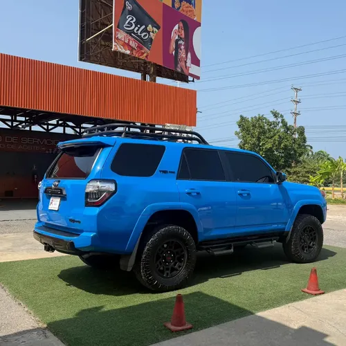 Toyota 4Runner TRD PRO 2019 Azul Lechería