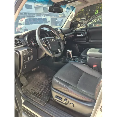 Toyota 4Runner TRD PRO 2023 Blanco Caracas