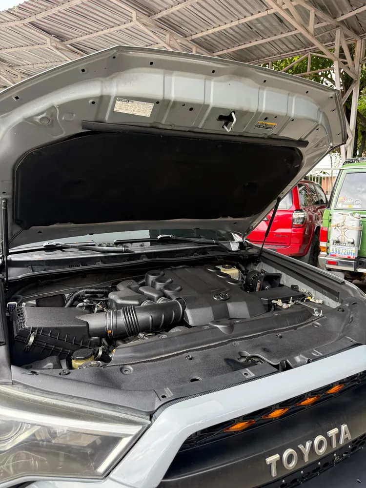 Toyota 4Runner TRD Pro 2017 Gris Caracas