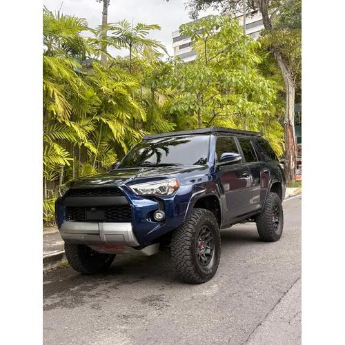 Toyota 4runner Trd Off Road Premium 2024 Azul Caracas