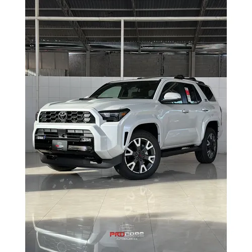 Toyota 4Runner TRD Sport 2025 Blanco Caracas