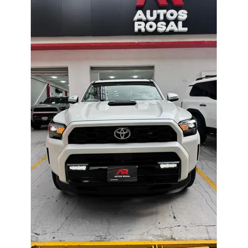 Toyota 4Runner TRD Sport 2025 Blanco Caracas