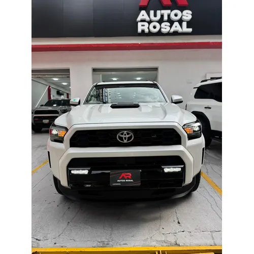 Toyota 4Runner TRD Sport 2025 Blanco Caracas