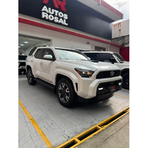 Toyota 4Runner TRD Sport 2025 Blanco Caracas