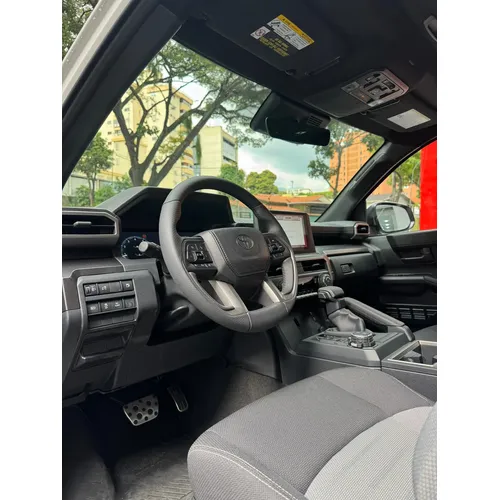 Toyota 4Runner TRD Sport 2025 Blanco Caracas