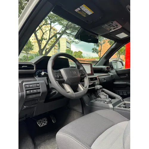 Toyota 4Runner TRD Sport 2025 Blanco Caracas
