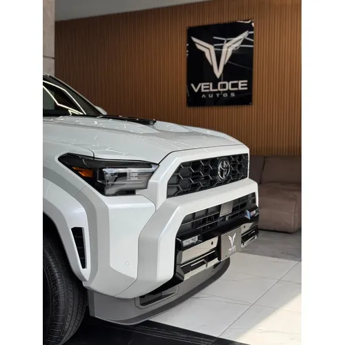 Toyota 4Runner TRD Sport Premium 2025 Blanco Caracas