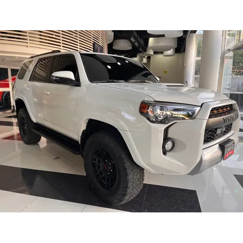 Toyota 4Runner TRD Off Road 2020 Blanco Caracas