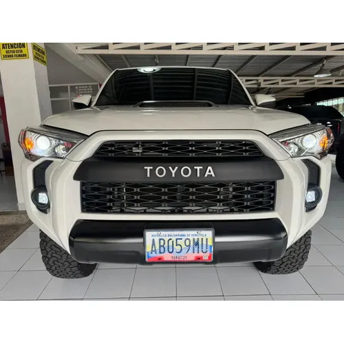 Toyota 4Runner TRD PRO 2019 Blanco Caracas
