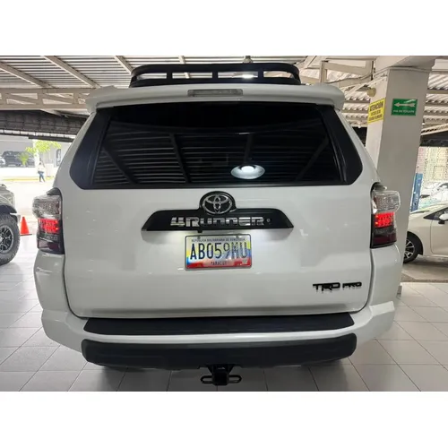 Toyota 4Runner TRD PRO 2019 Blanco Caracas
