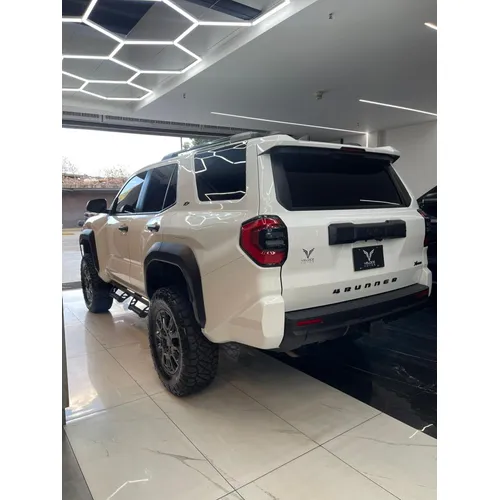 Toyota 4Runner XP 2025 Blanco Caracas