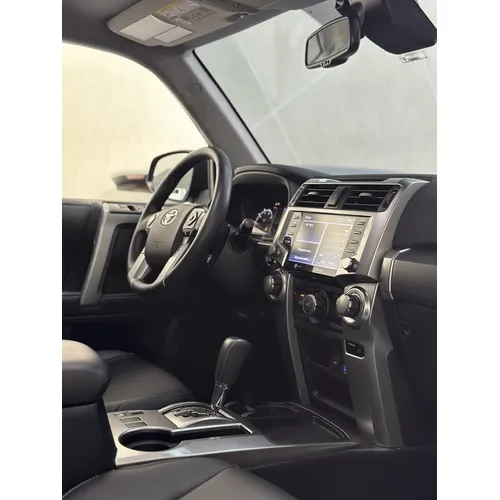 Toyota 4Runner XP 2023 Negro Caracas