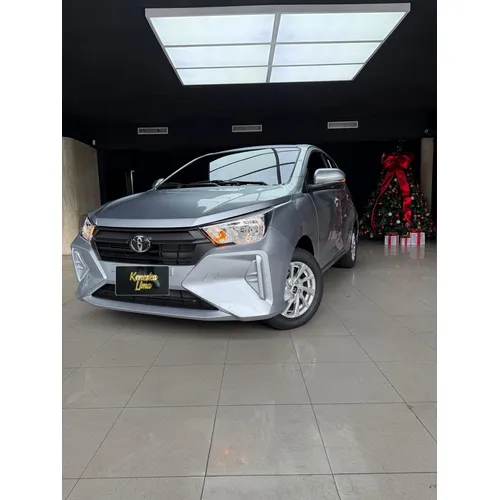 Toyota AGYA 2026 Plateado Caracas