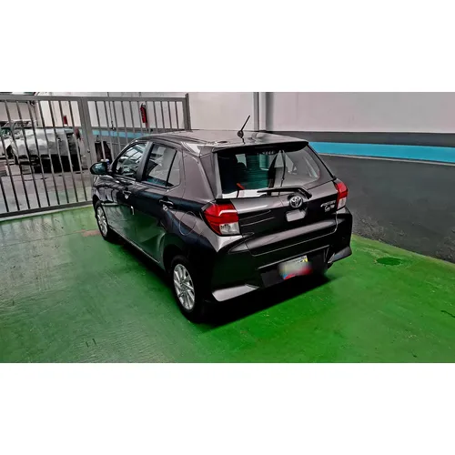 Toyota AGYA 2025 Gris Caracas
