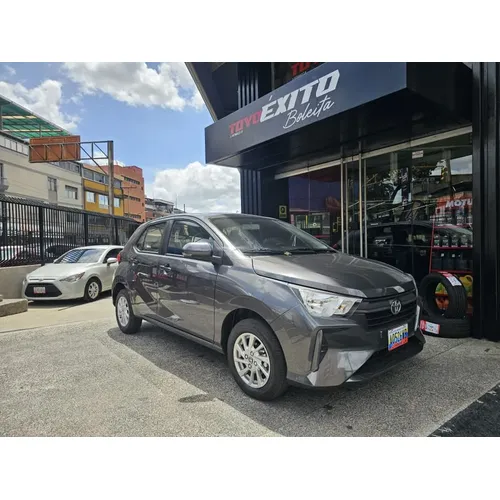 Toyota AGYA 2026 Gris Caracas
