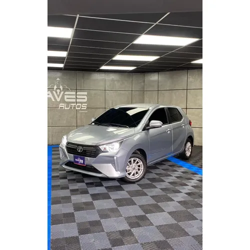 Toyota AGYA 2025 Plateado Caracas