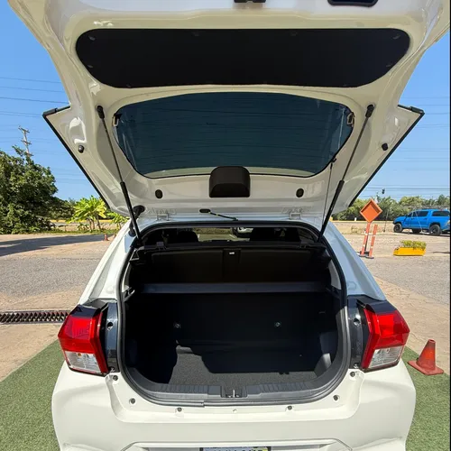 Toyota AGYA 2025 Blanco Lechería