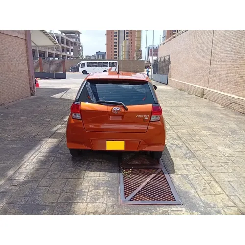 Toyota Argya 2025 Naranja Puerto Ordaz