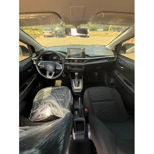 Toyota AGYA 2025 Blanco Lechería