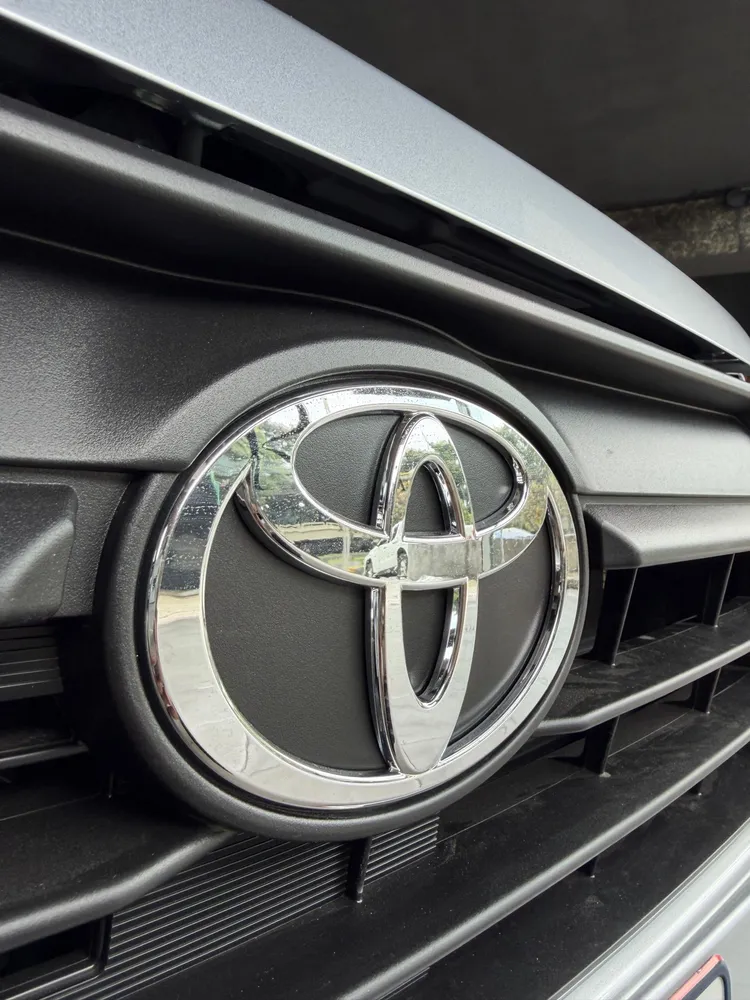 Toyota AGYA 2026 Plateado Caracas